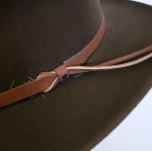 Dark Brown wool size Medium - Picture 3 of 6